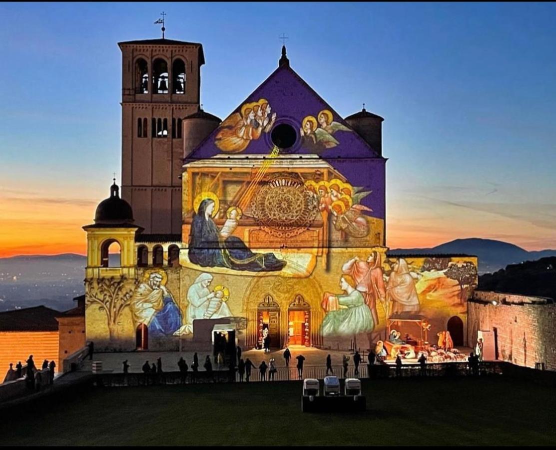 Francesco House Family Leilighet Assisi Eksteriør bilde
